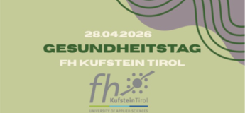 Weißer Schriftzug mit Logo der FH Kufstein Tirol vor grünem Hintergrund.