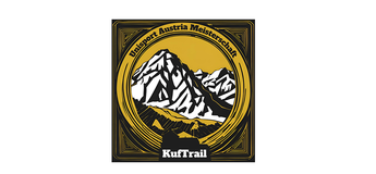 Schwarz, gelbe Bergkette 