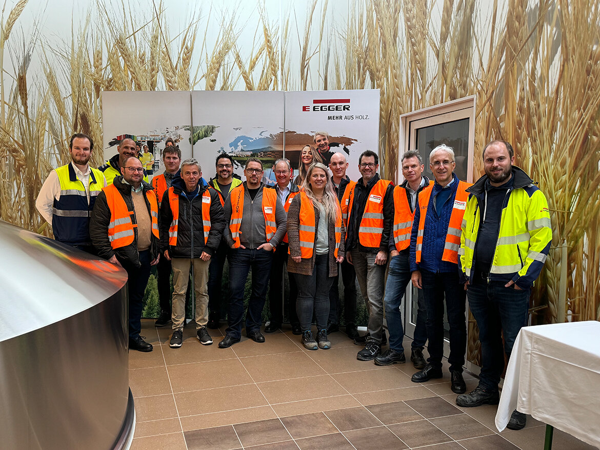 Erfahrungsgruppe Lean Management im Werk von Fa. Egger  | © FH Kufstein Tirol