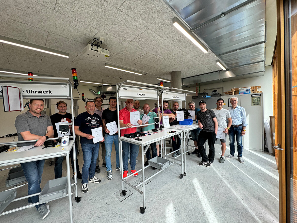 Management der produktionsnahen Bereiche der Fa. Empl nach dem Training im LEAN Lab. | © FH Kufstein Tirol