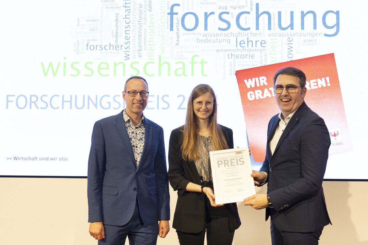 Mario-Doeller-Lisa-Maria-Schedlberger-Anton-Rieder | © Die Fotografen Prof. (FH) Dr. Mario Döller, Lisa-Maria Schedlberger und WK-Vizepräsident Anton Rieder (v.l.n.r.). | © Die Fotografen