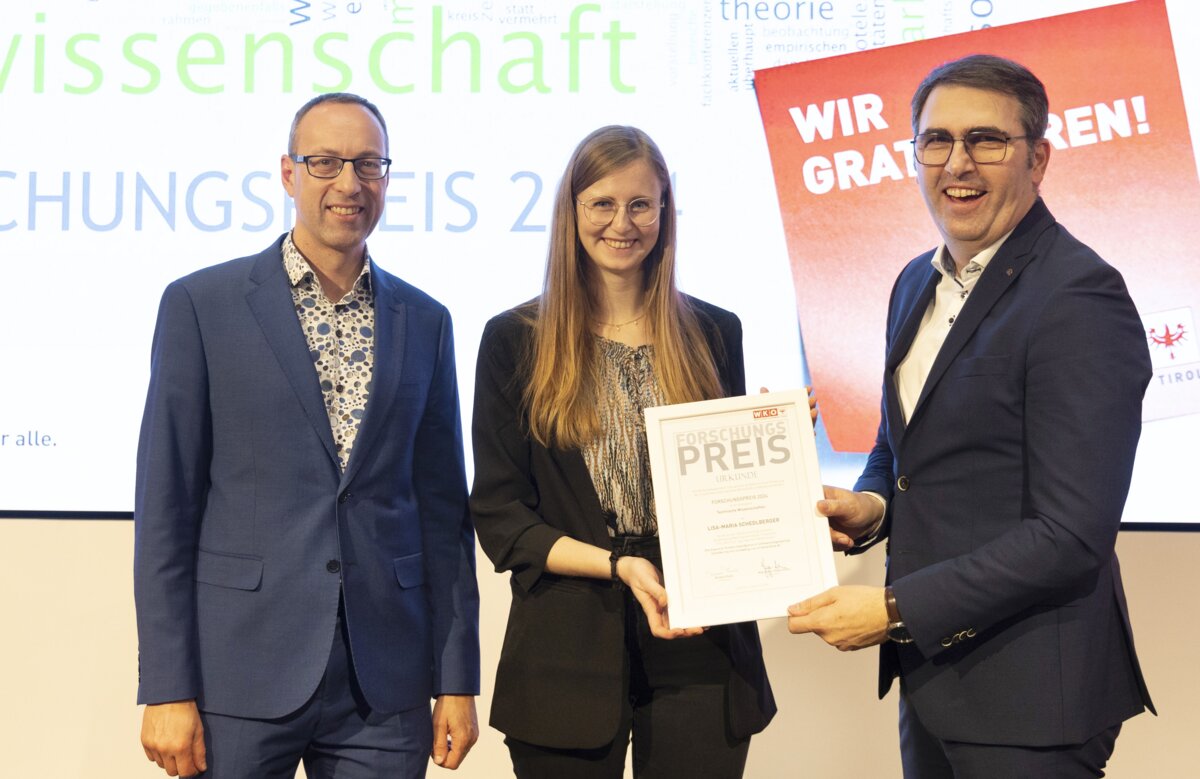 Mario-Doeller-Lisa-Maria-Schedlberger-Anton-Rieder | © Die Fotografen Prof. (FH) Dr. Mario Döller, Lisa-Maria Schedlberger und WK-Vizepräsident Anton Rieder (v.l.n.r.). | © Die Fotografen