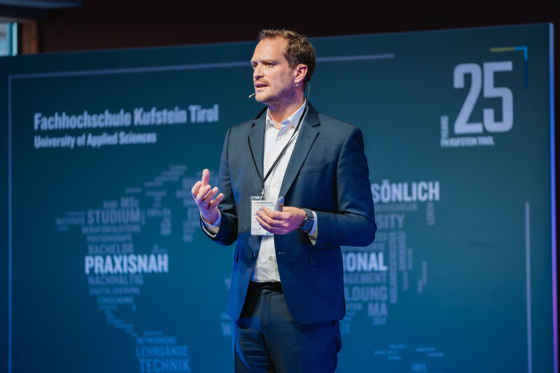 Vortrag beim 1. KI-Kongress der FH Kufstein Tirol | © FH Kufstein Tirol 