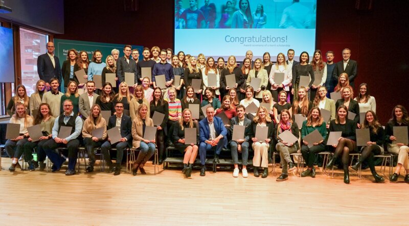 Gruppenbild der Leistungsträger-Empfänger:innen 2024