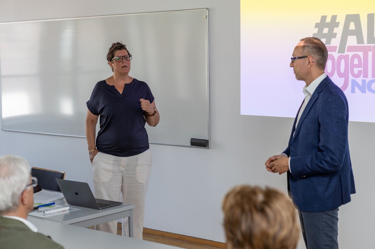 Prof. (FH) PD Dr. Agnes Bidmon bei ihrer Antrittsvorlesung an der FH Kufstein Tirol. 