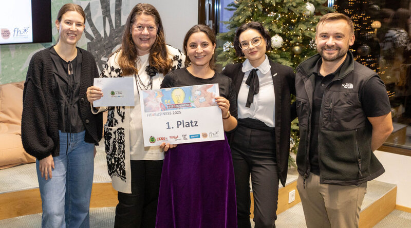 Franziska Lässer, MA; Dipl.-Kfm. Karin Steiner; Kathrin Lindauer; Alina Laimgruber; Robert Schimpf, MSc (v.l.n.r.) beim fit4business Ideenwettbewerb.
