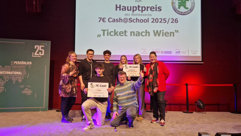 Das „Ticket nach Wien“ zum Bundesfinale des Next Generation Awards sicherten LUMA von der Tiroler Fachberufsschule für Wirtschaft und Technik Kufstein. 