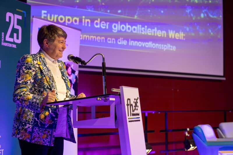 Mag. Brigitte Ederer spricht über Europas Rolle im globalen Kräftefeld beim Management Forum Kufstein