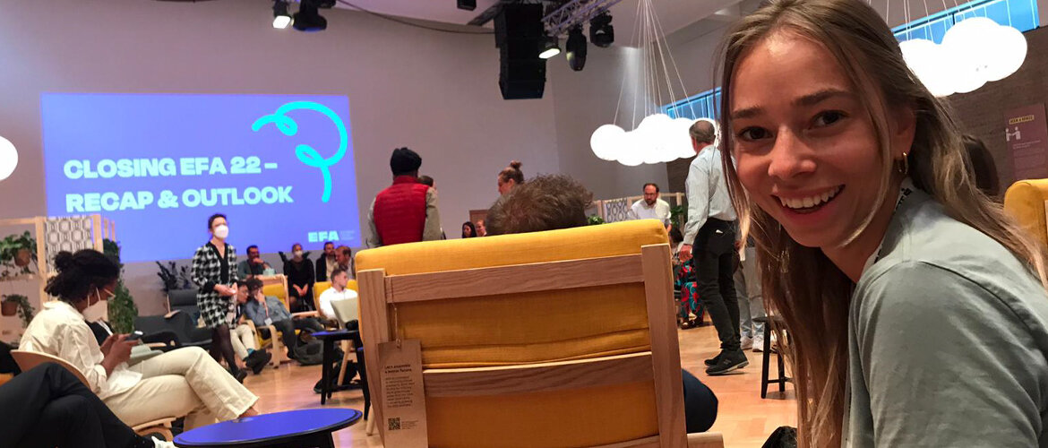 Studentin Amelie bei der Abschlussveranstaltung des European Forum Alpbach im September 2022, das Highlight ihres Sommers.