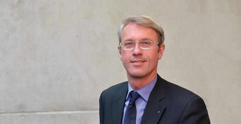 Uwe Heil, Professor (FH) für Internationale Wirtschaft