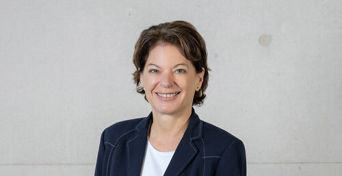 Monika Kohlhofer, Studiengangsleiterin Bachelor & Master Sport-, Kultur- & Veranstaltungsmanagement, Master Sports, Culture & Event Management | © FH Kufstein Tirol