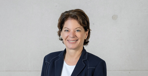 Monika Kohlhofer, Studiengangsleiterin Bachelor & Master Sport-, Kultur- & Veranstaltungsmanagement, Master Sports, Culture & Event Management | © FH Kufstein Tirol