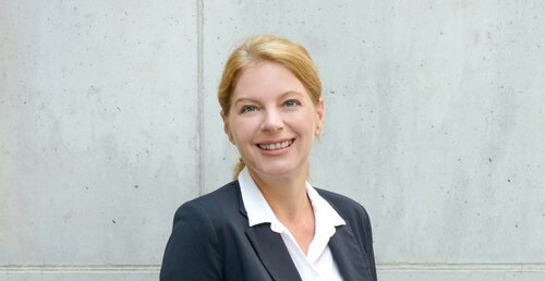 Monika Kohlhofer - Studiengangsleiterin Bachelor & Master Sport-, Kultur- & Veranstaltungsmanagement, Master Sports, Culture & Event Management | © FH Kufstein Tirol Monika Kohlhofer, Studiengangsleiterin Bachelor & Master Sport-, Kultur- & Veranstaltungsmanagement, Master Sports, Culture & Event Management | © FH Kufstein Tirol