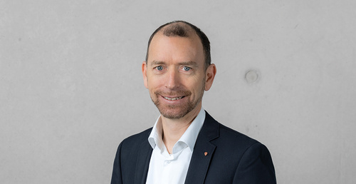 Markus Ehrlenbach, Hochschullehrer für Konstruktion/Additive Fertigung, Laborleiter | © FH Kufstein Tirol