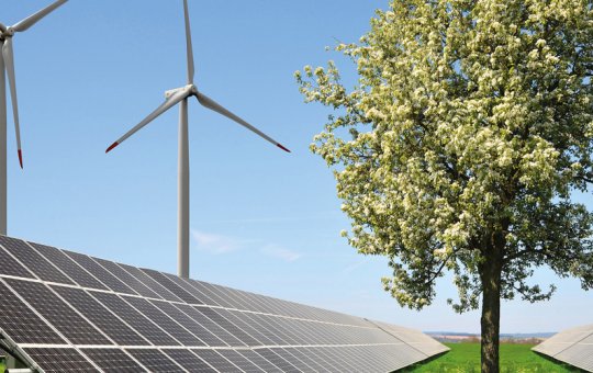 Praxisprojektgruppen des Bachelorstudiengangs Energiewirtschaft.18 der FH Kufstein Tirol überprüften die Potenziale erneuerbarer Energien.
