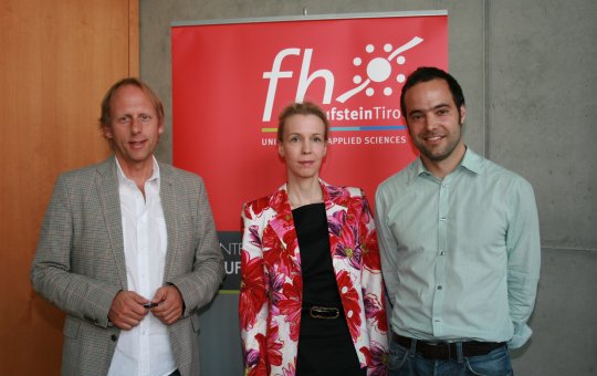 v.l.n.r.: Prof. (FH) Dr. Markus Exler, Prof. Dr. Louise Bielzer, Prof. (FH) Dr. Sebastian Kaiser