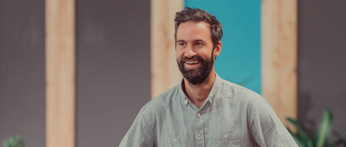 Florian Kiener, Gründer des Start-Ups „Happybrush“, steht für Innovationsgeist und nachhaltige Lösungen und Produkte.