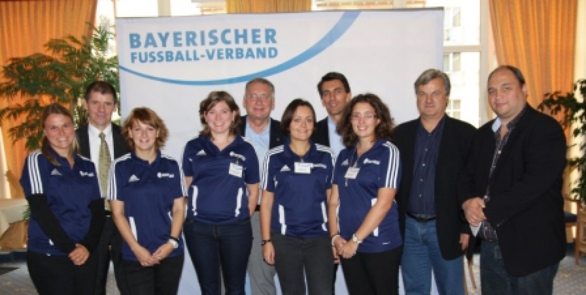 Das erfolgreiche Kongressteam mit dem Auftraggeber BFV Oberbayern